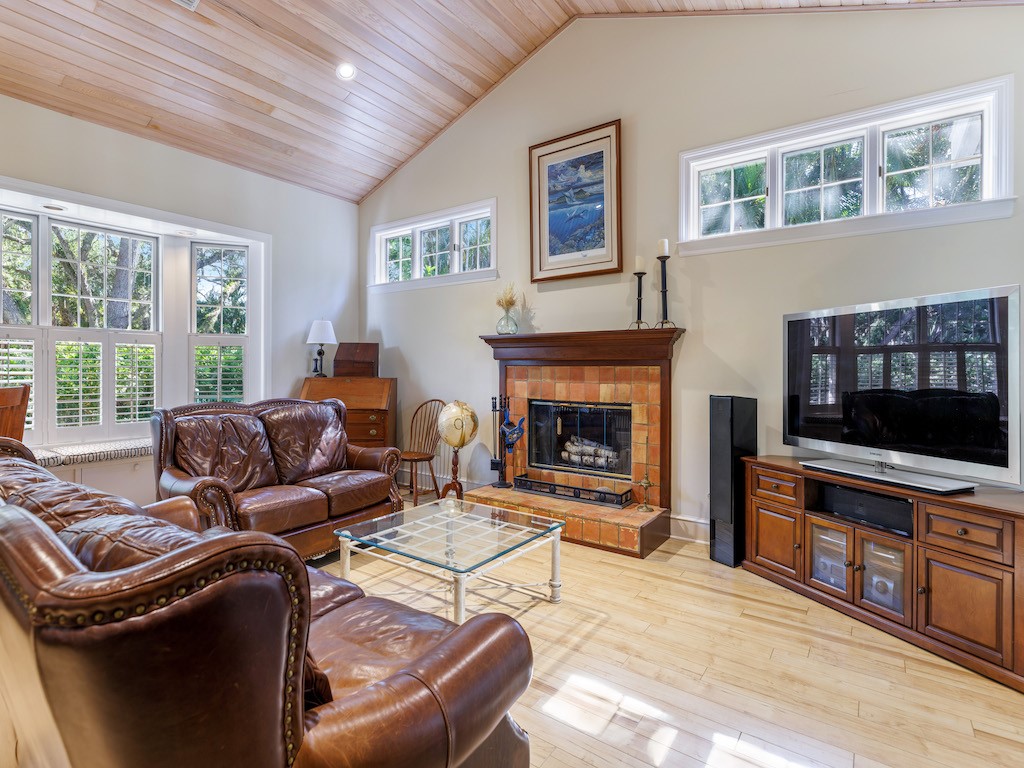 601 Tomahawk Trail