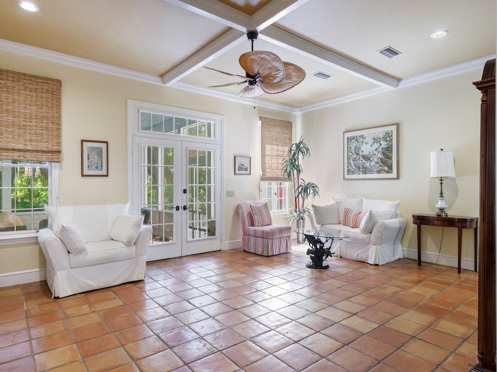 601 Tomahawk Trail