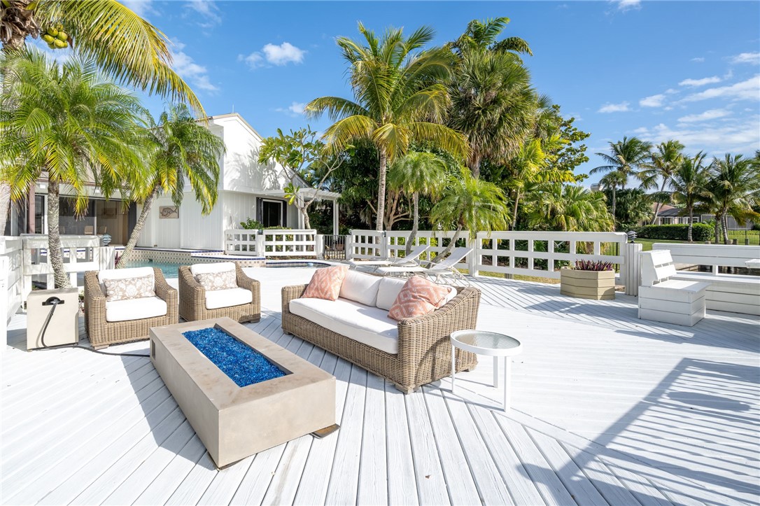 705 Harbour Drive