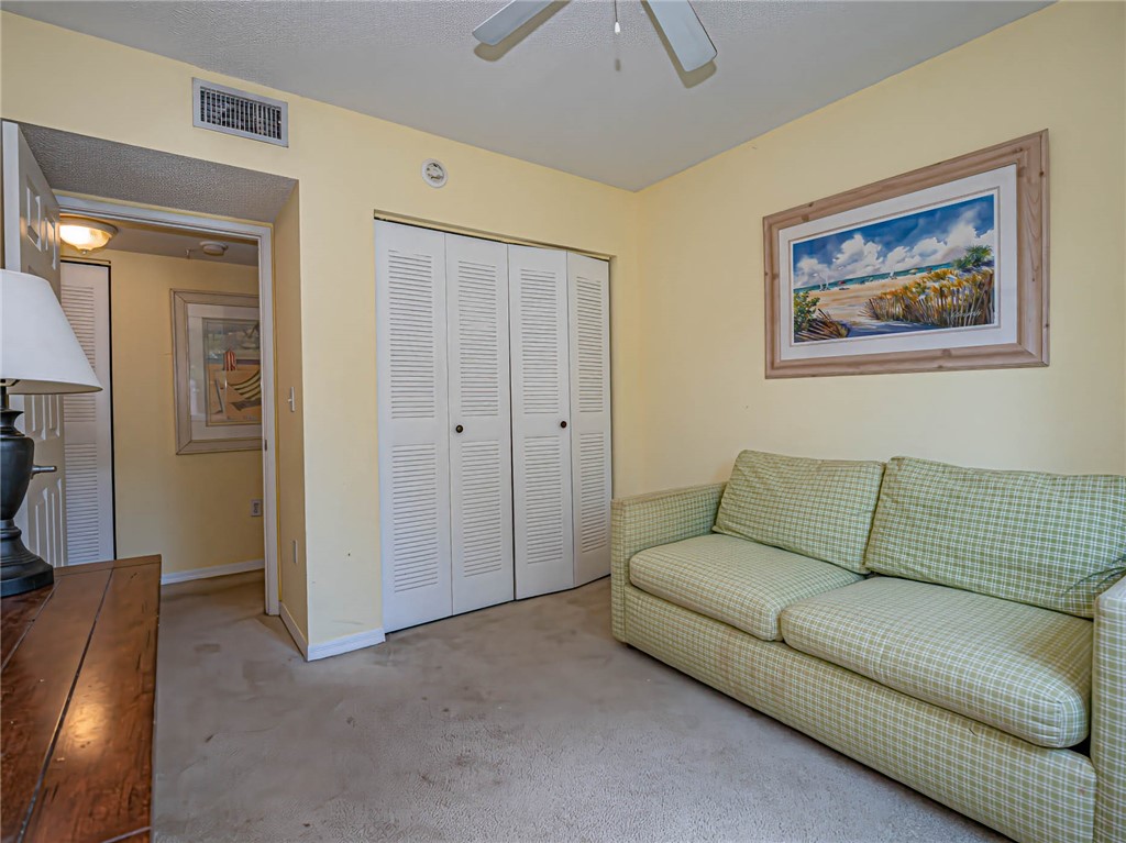 1640 N 42nd Circle 111