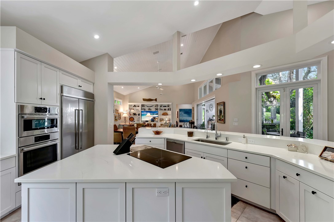 985 Riomar Drive