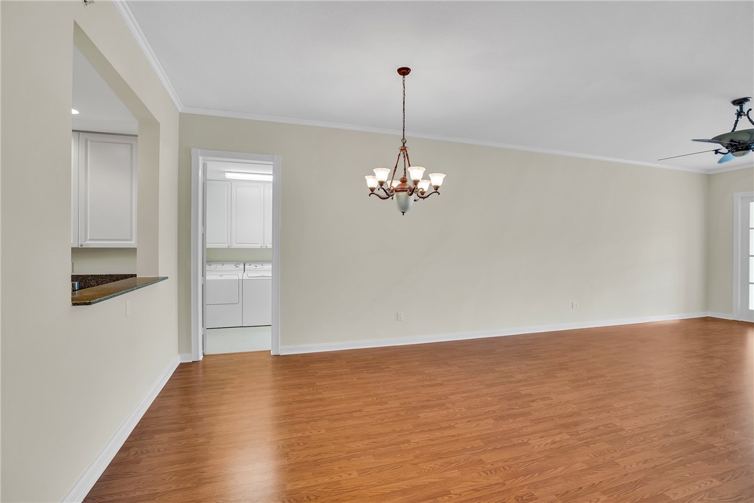 7 Harbour Isle Drive E PH04