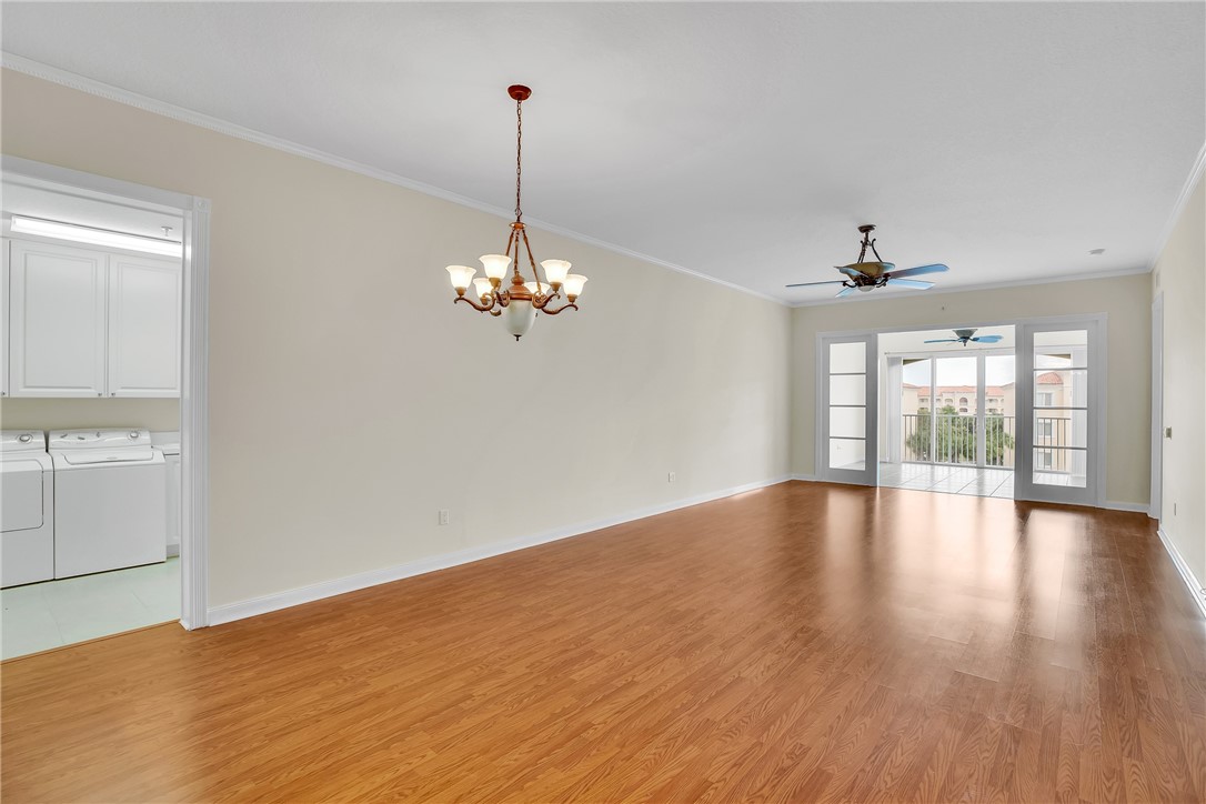 7 Harbour Isle Drive E PH04