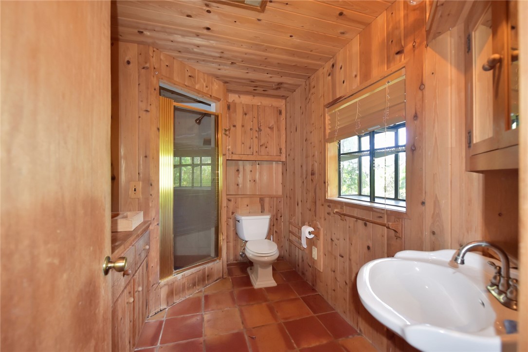 3362 Selvitz Road