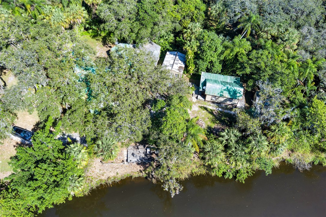 3362 Selvitz Road