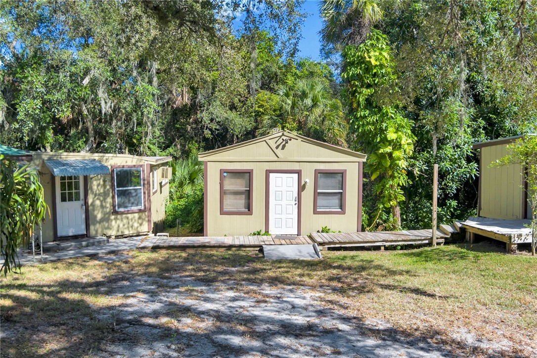 3362 Selvitz Road