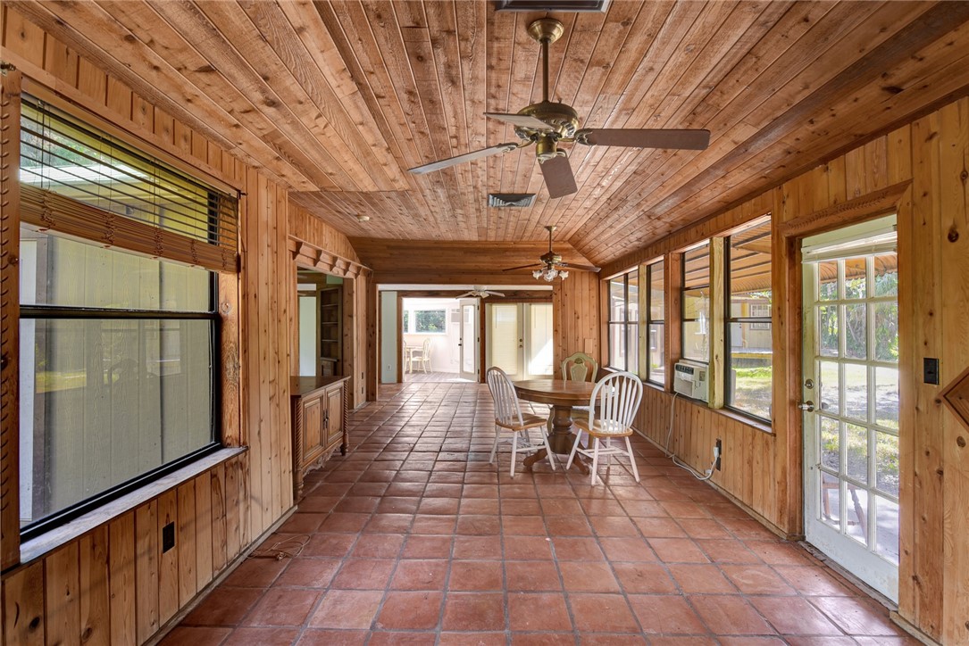 3362 Selvitz Road