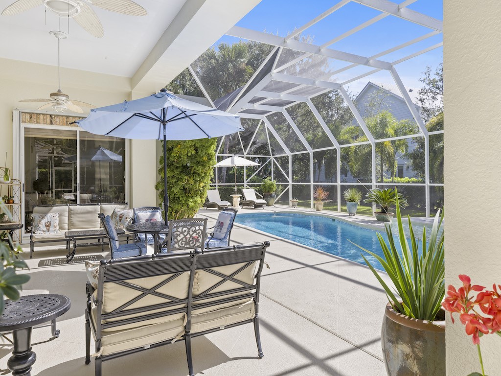 21 S White Jewel Court