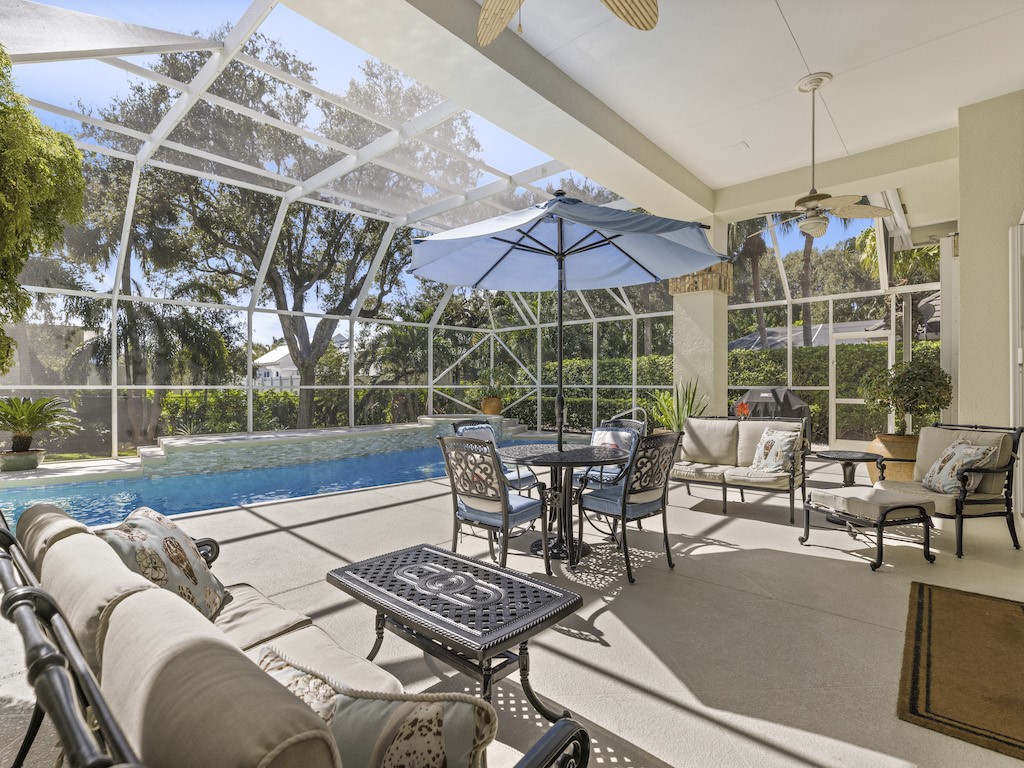 21 S White Jewel Court