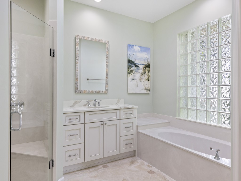 21 S White Jewel Court