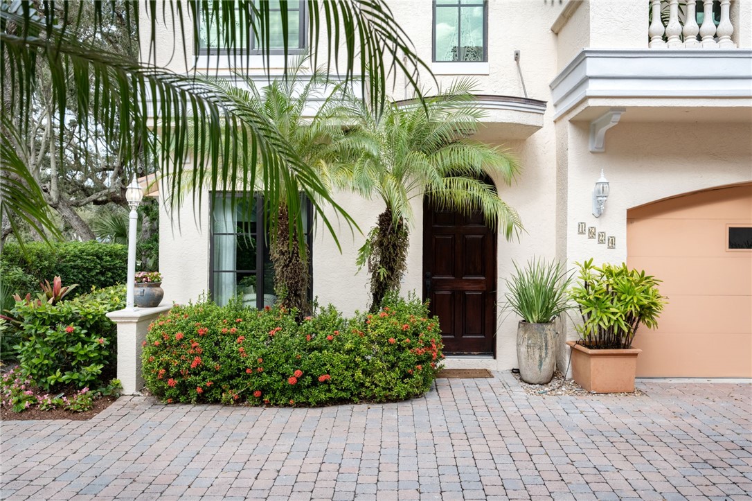 1624 Club Drive