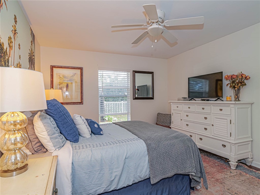 360 40th Court SW