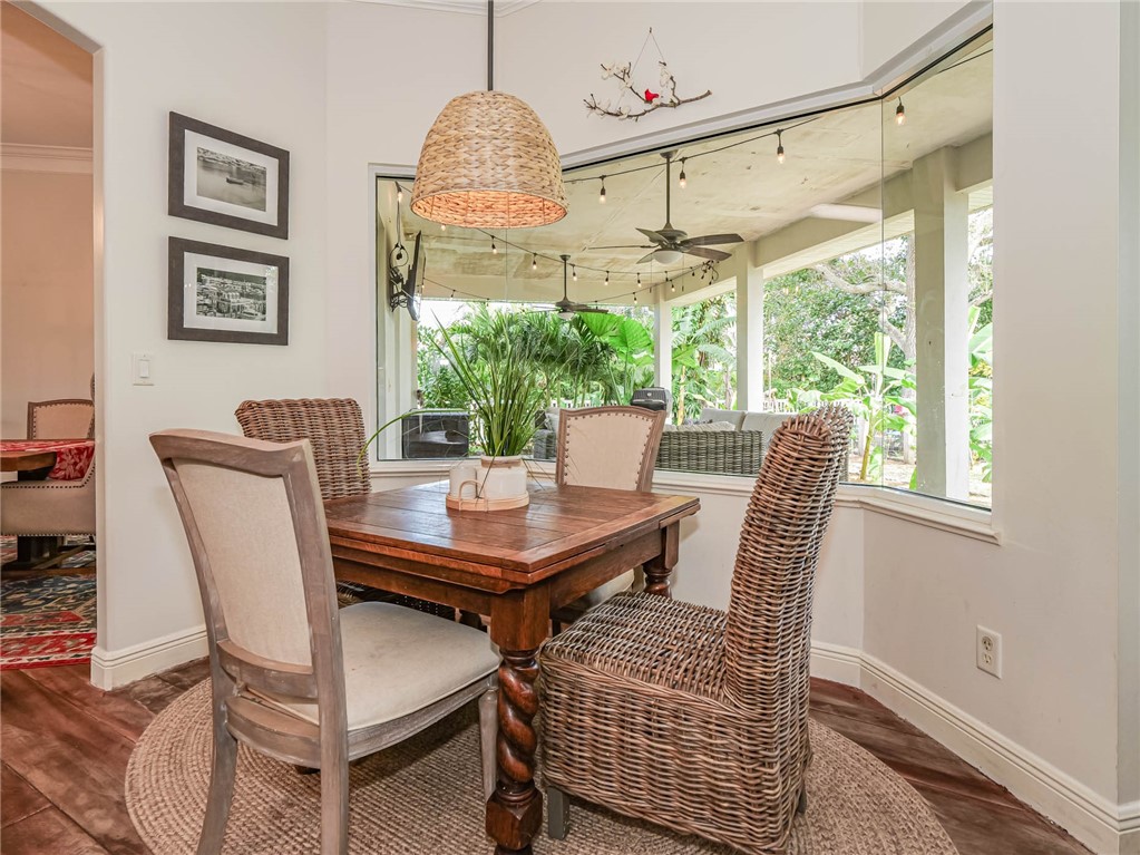 360 40th Court SW