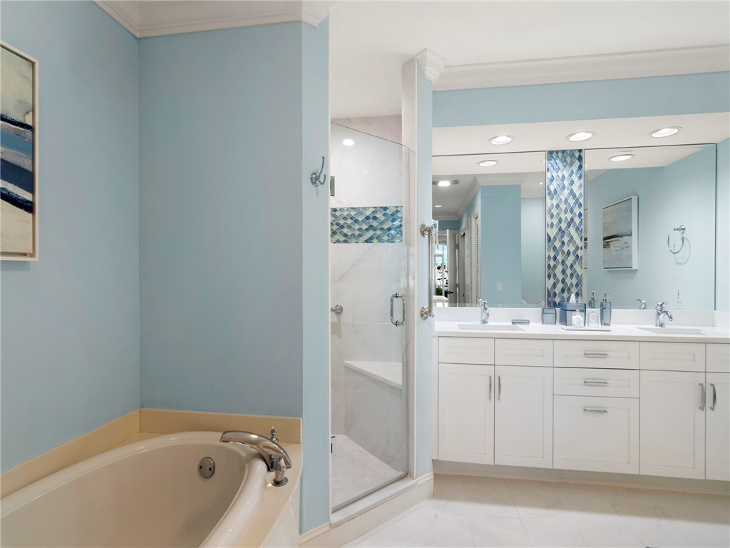 5225 E Harbor Village Drive 104