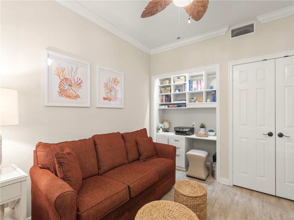5225 E Harbor Village Drive 104