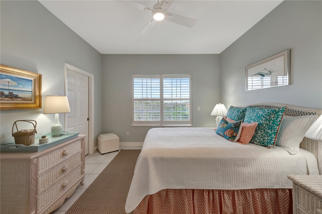 1205 Marina Village Circle 401