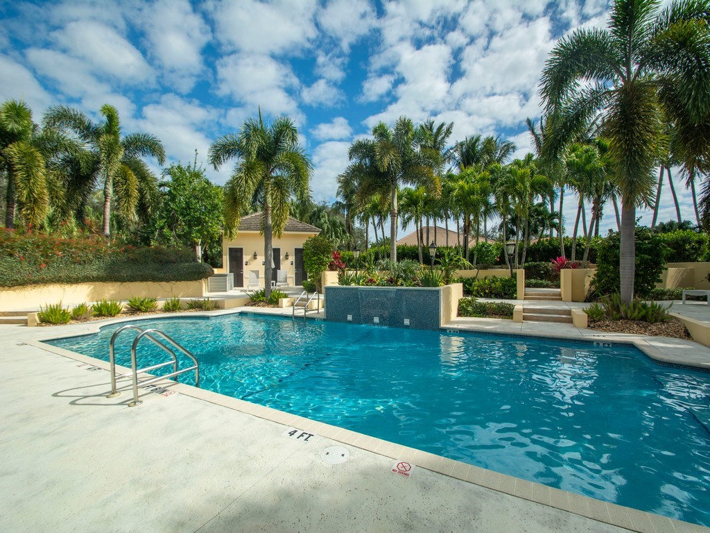 9031 Somerset Bay Lane 201