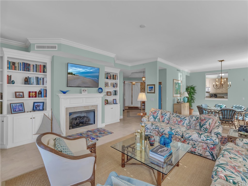 9031 Somerset Bay Lane 201
