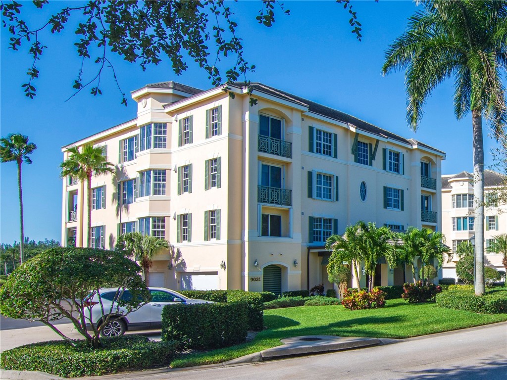9031 Somerset Bay Lane 201