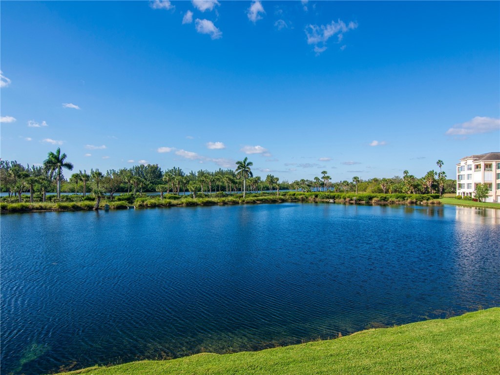 9031 Somerset Bay Lane 201