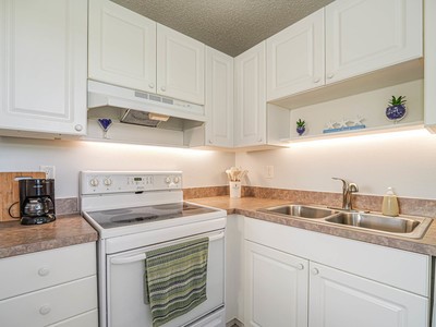65 Woodland Drive 105