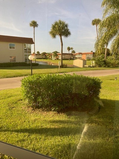 65 Woodland Drive 105