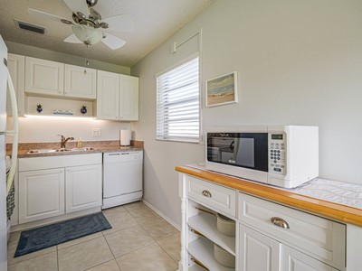 65 Woodland Drive 105