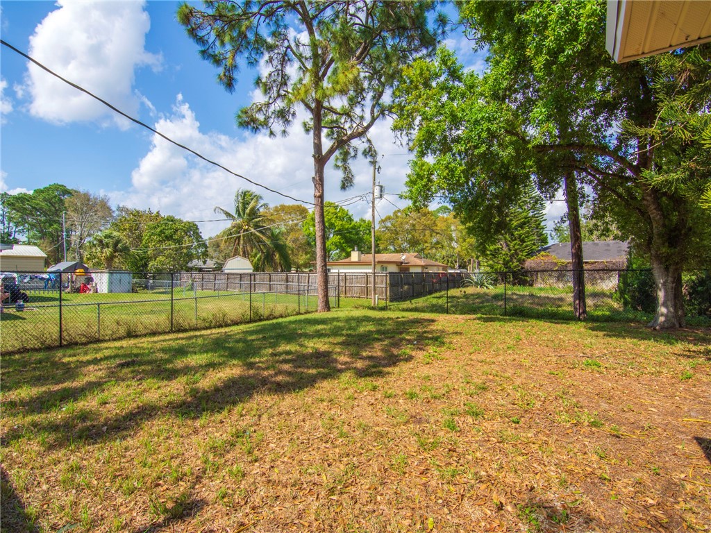 7008 Kenwood Road