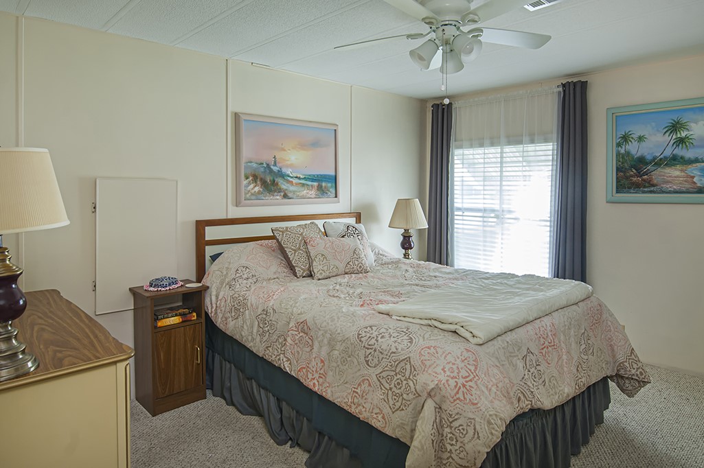 907 Oriole Circle