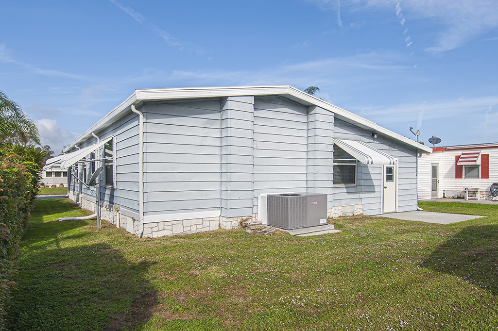 907 Oriole Circle