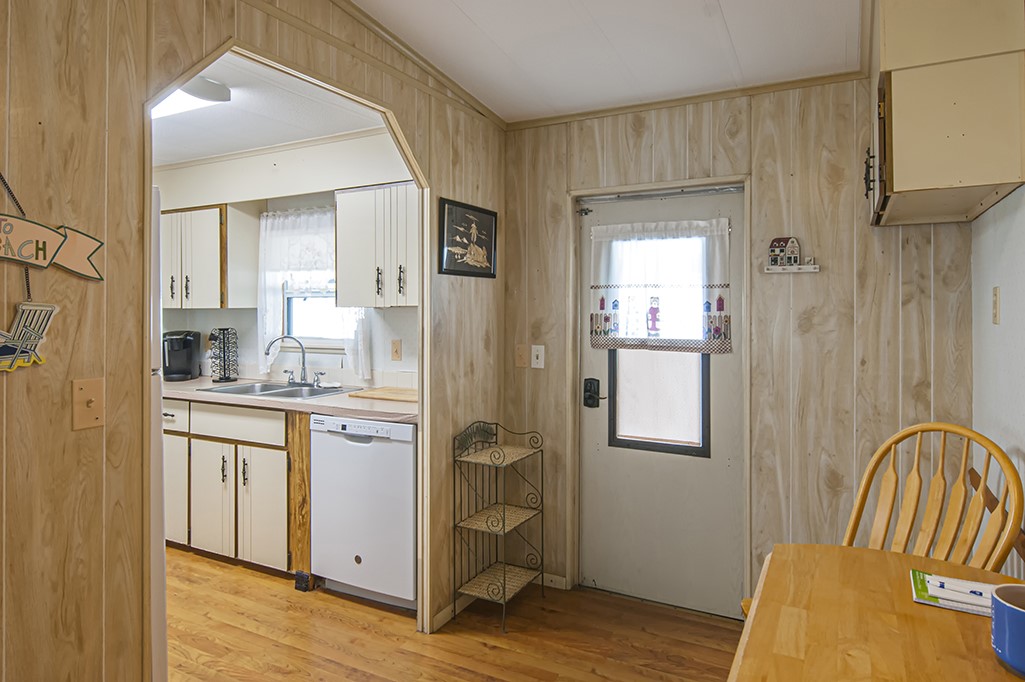 907 Oriole Circle