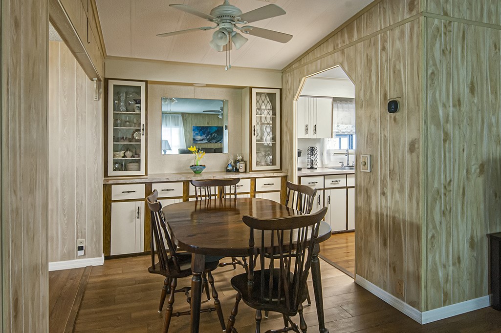 907 Oriole Circle