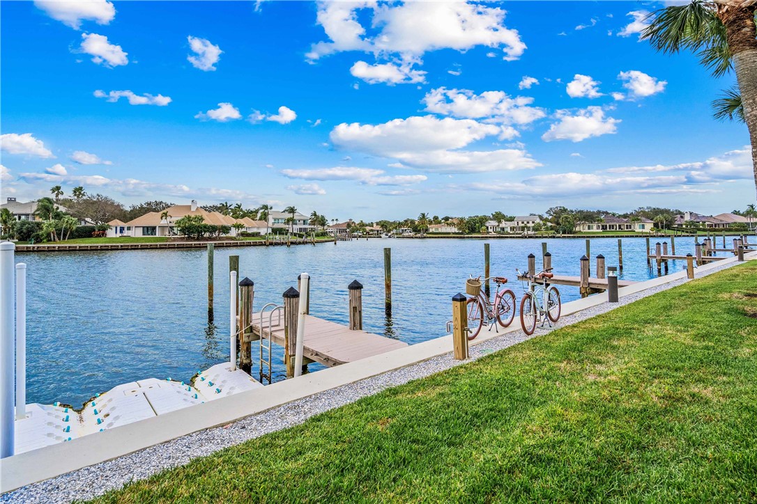 1776 Mooringline Drive 104