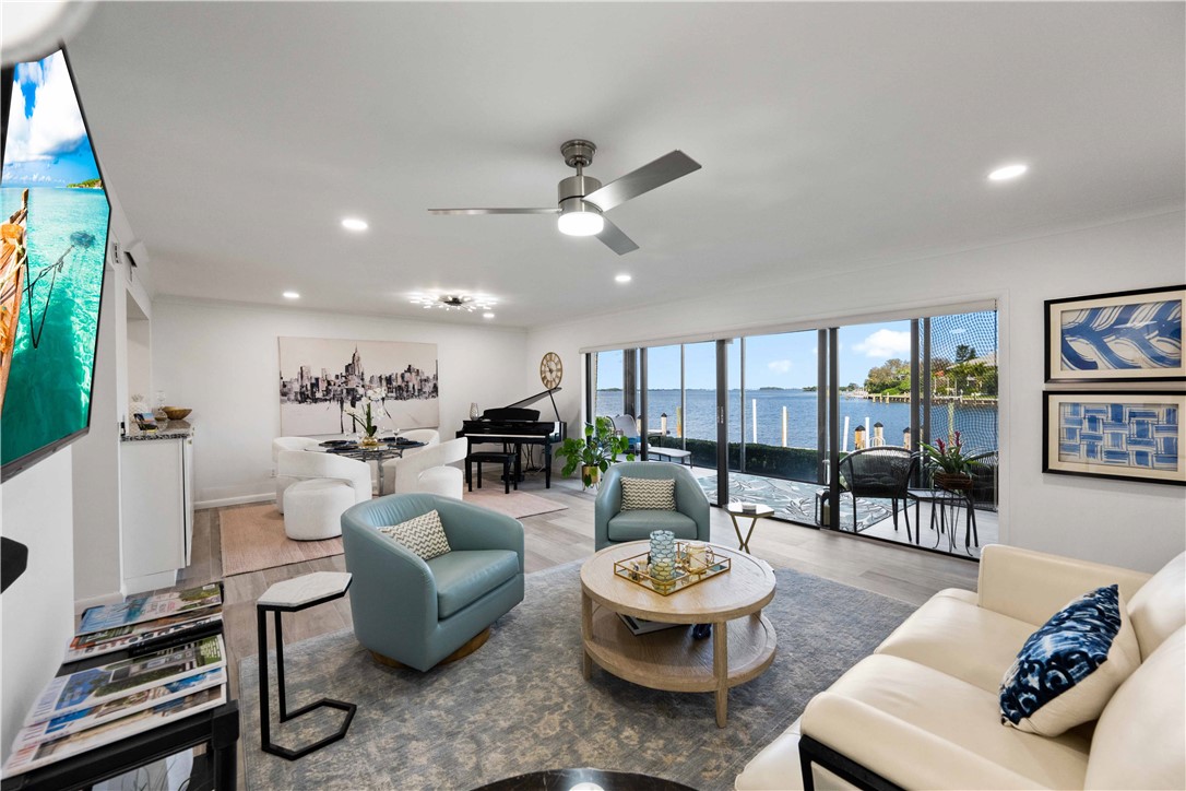 1776 Mooringline Drive 104