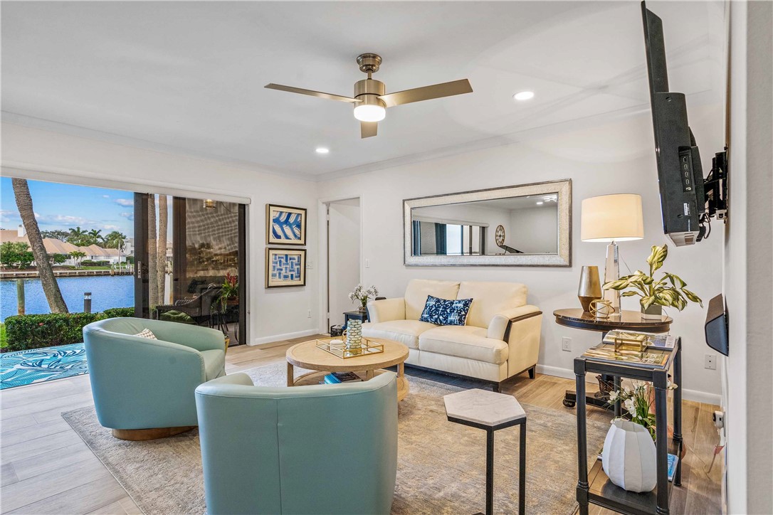 1776 Mooringline Drive 104