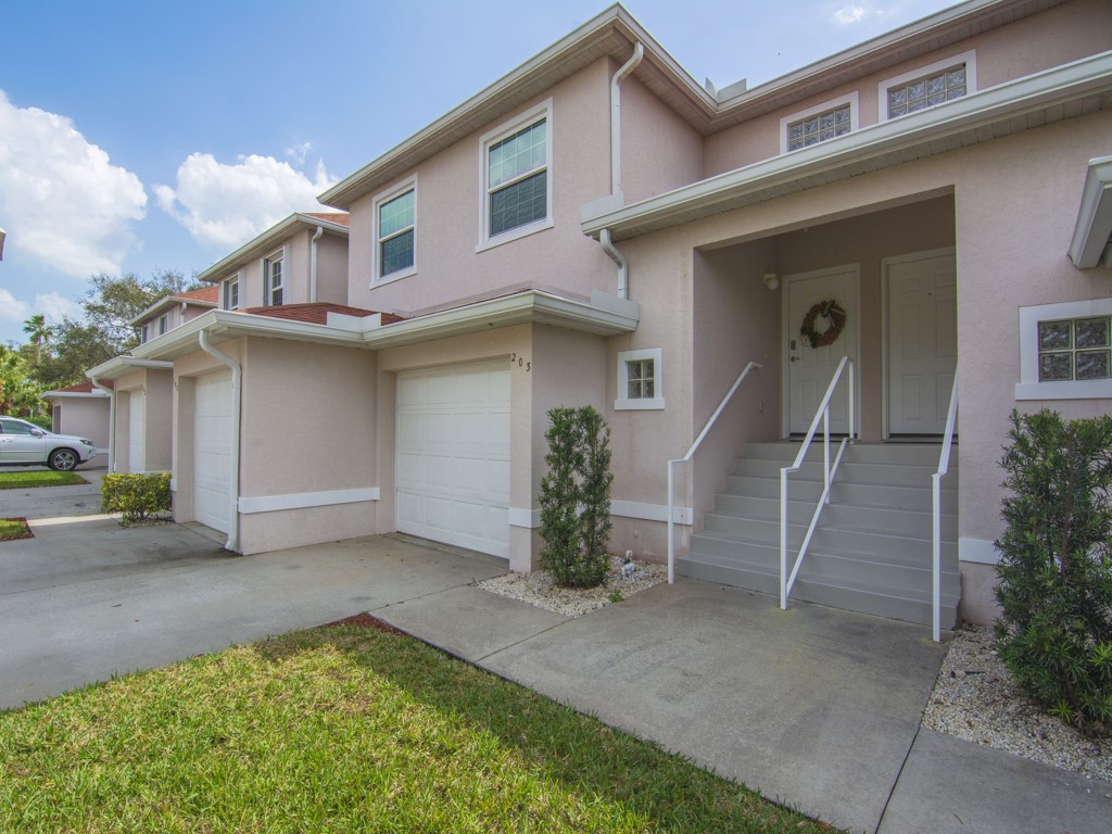 255 Grand Royale Circle 203