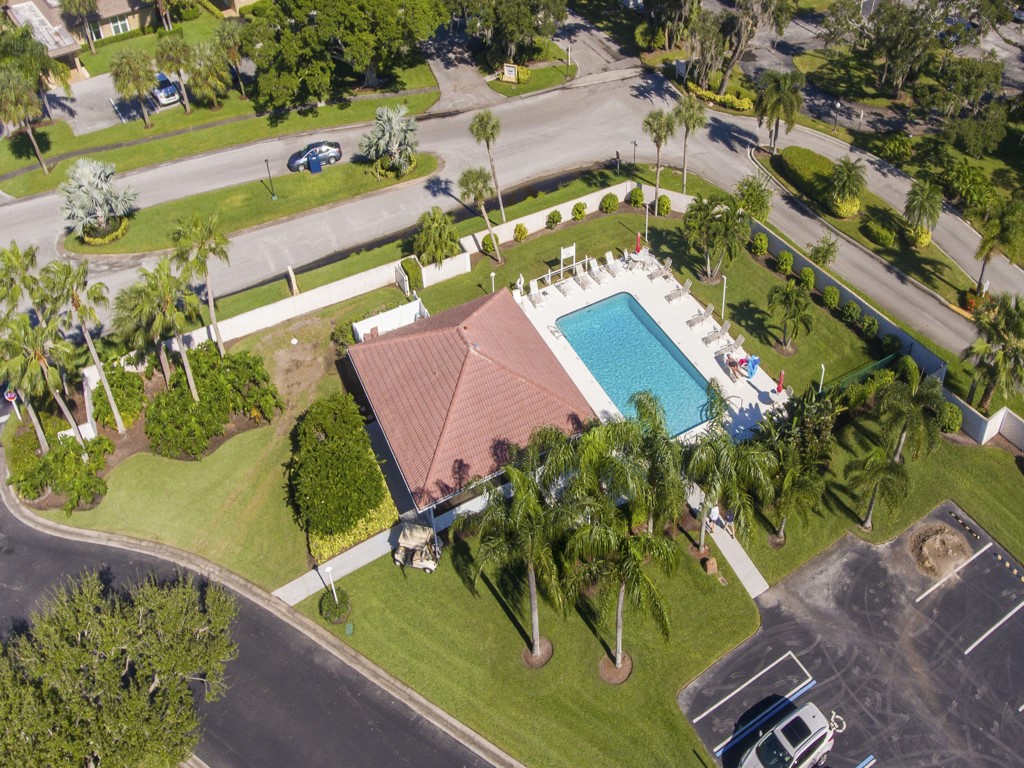 255 Grand Royale Circle 203