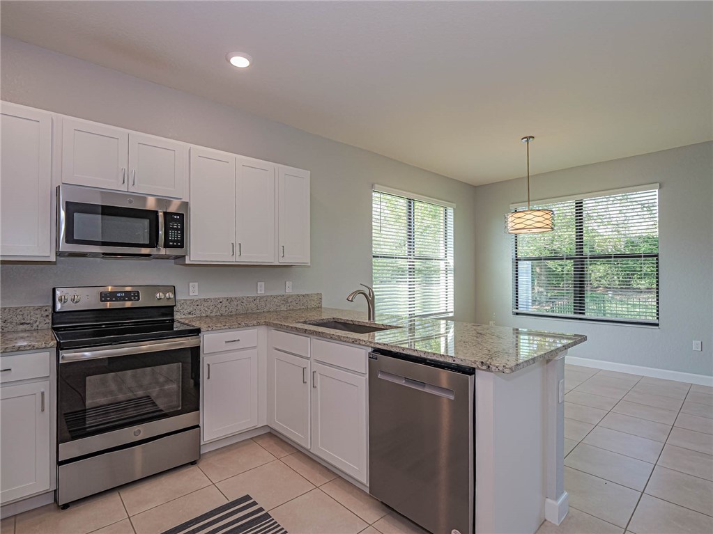 10109 W Villa Circle