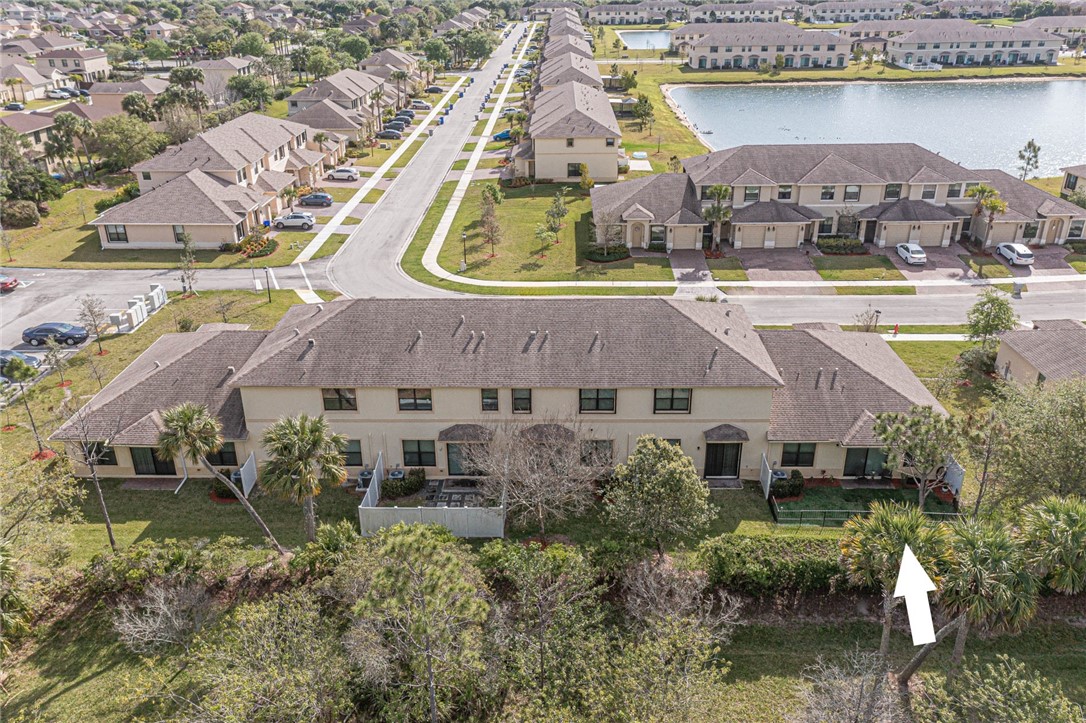 10109 W Villa Circle