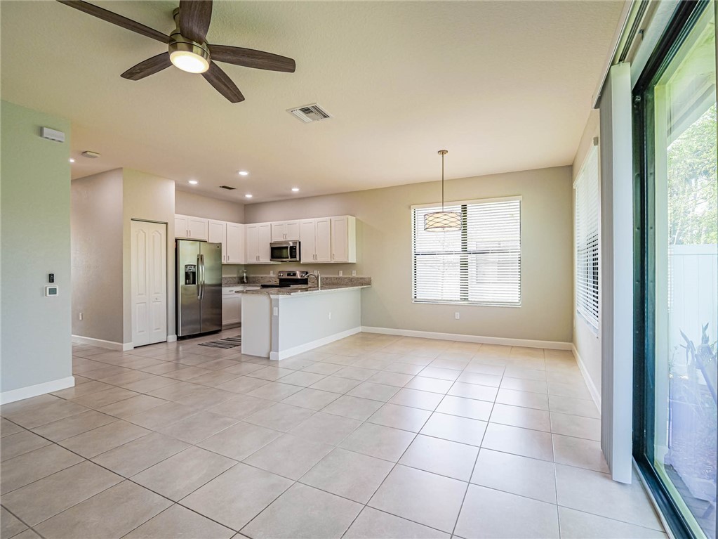 10109 W Villa Circle