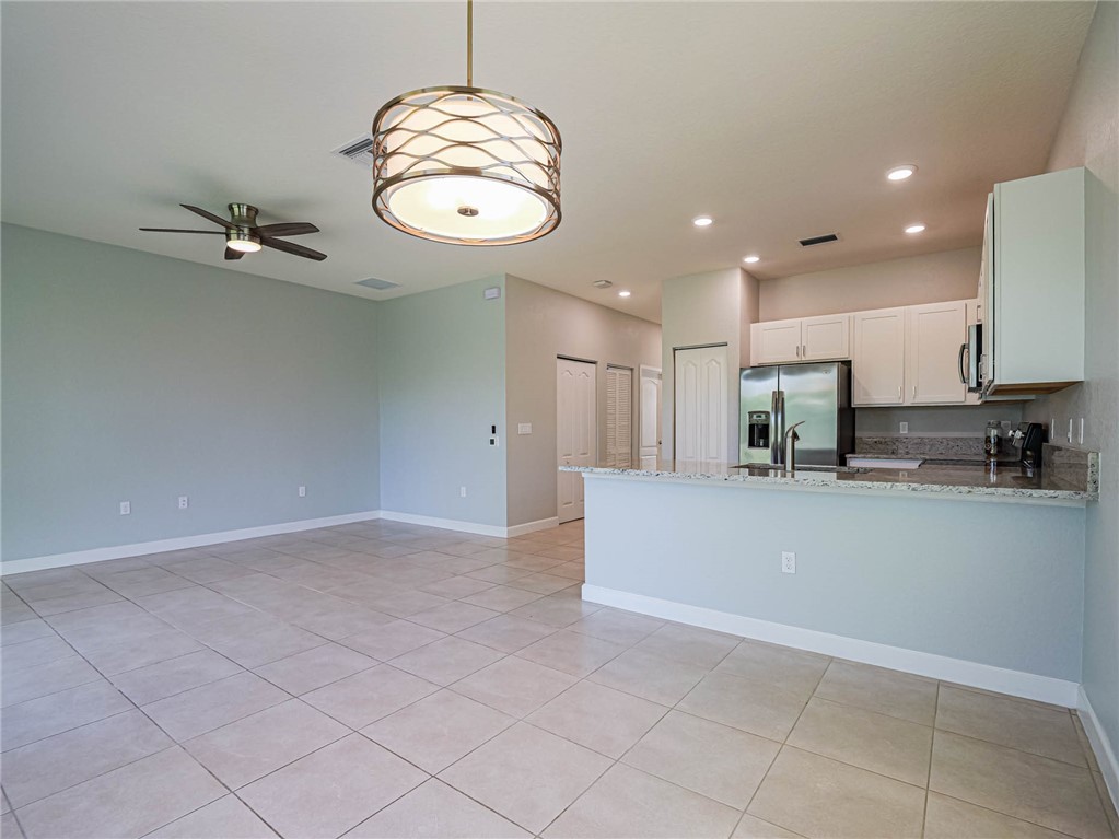 10109 W Villa Circle