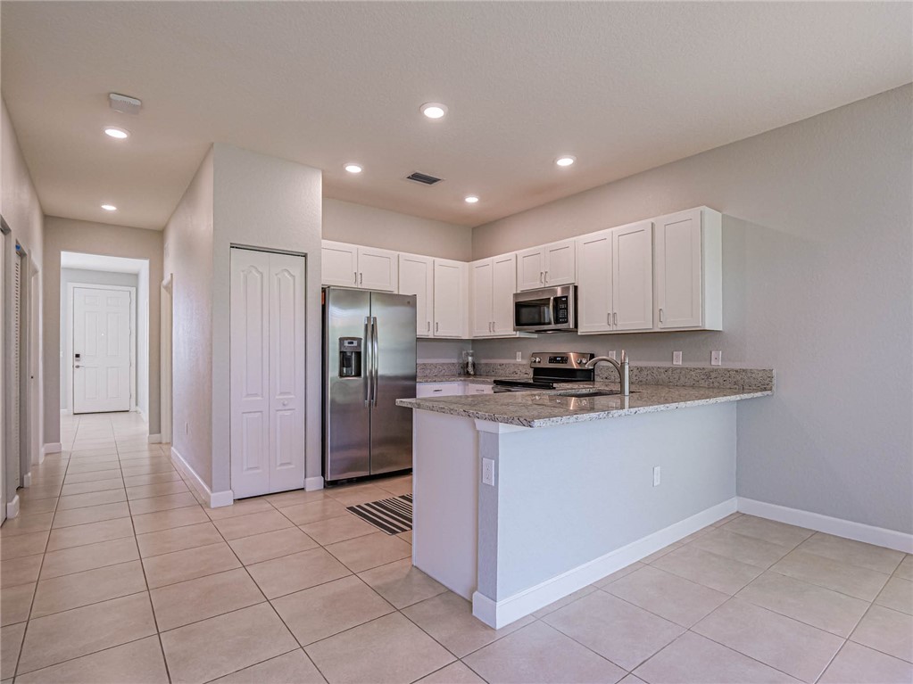 10109 W Villa Circle
