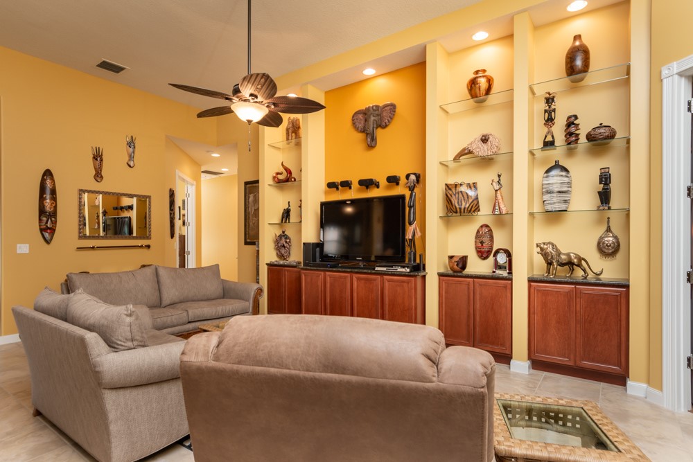 5177 Formosa Circle