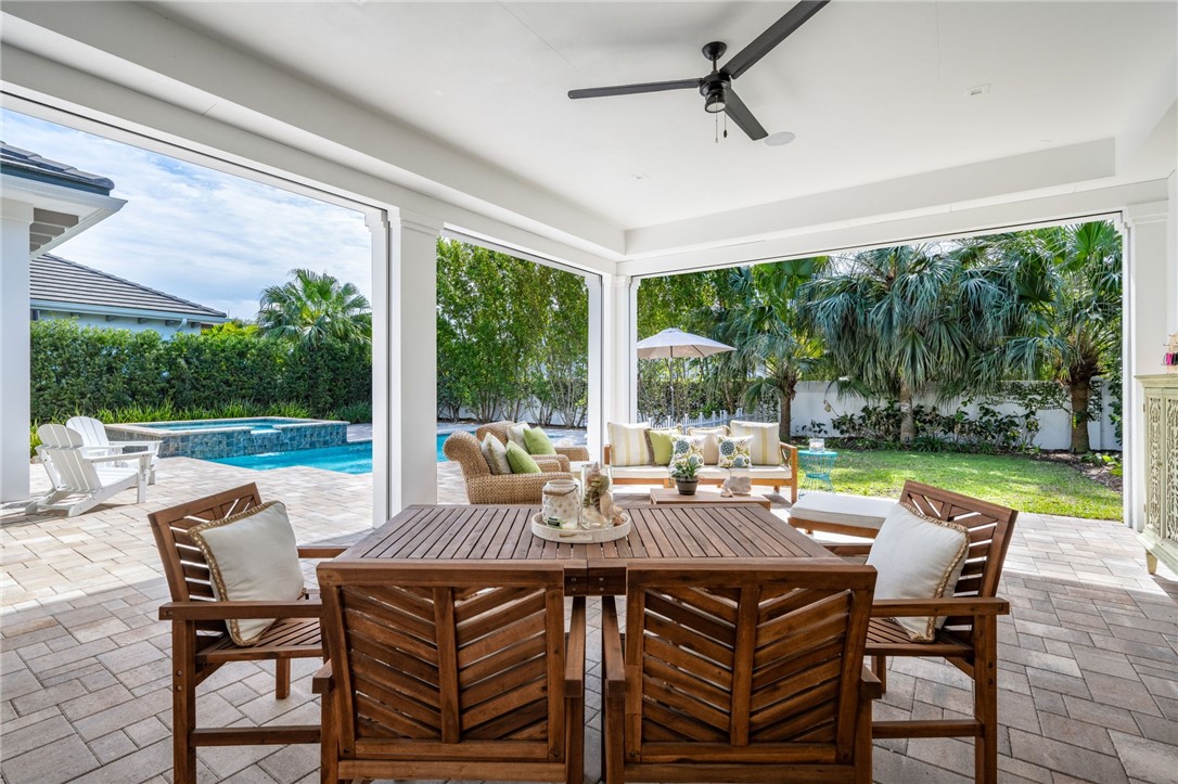 915 Surfsedge Way