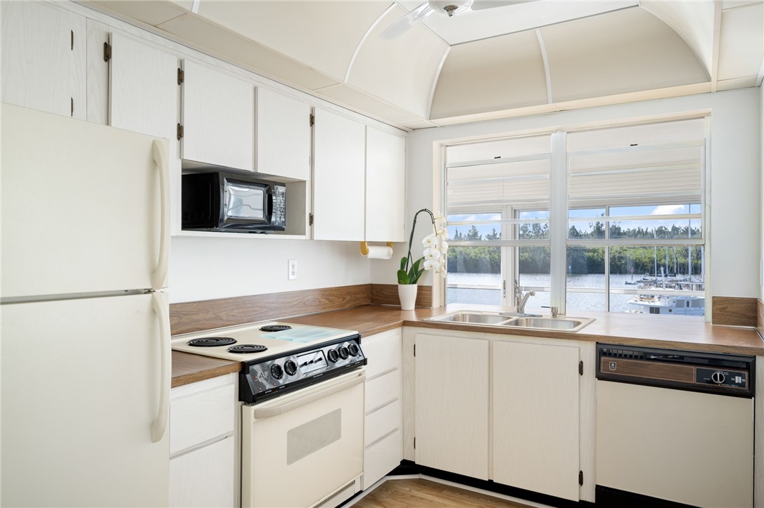 200 Greytwig Road 308