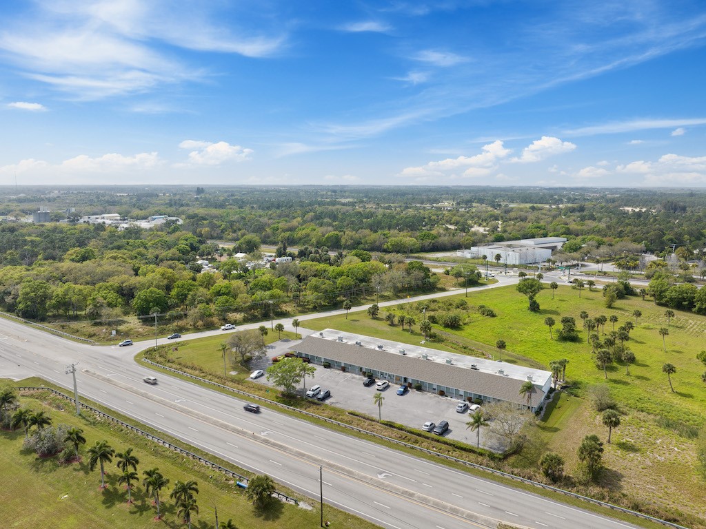 7707 US Highway 1 8