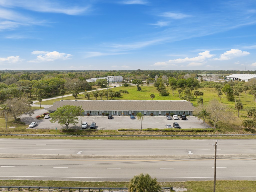 7707 US Highway 1 8