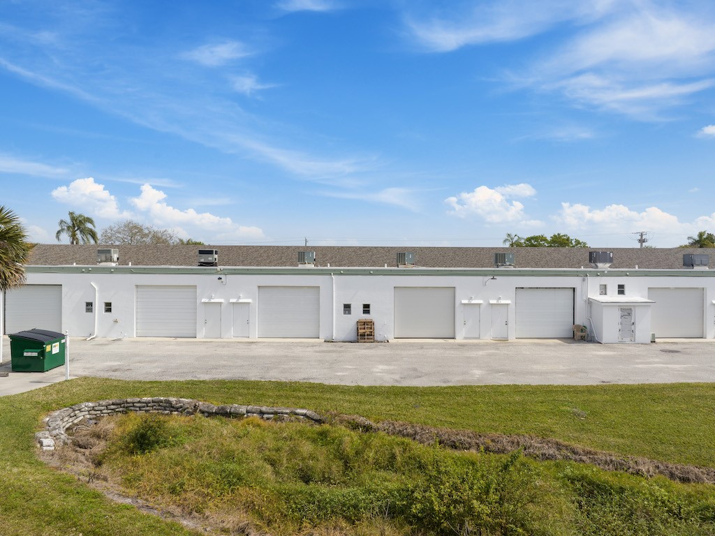 7707 US Highway 1 8
