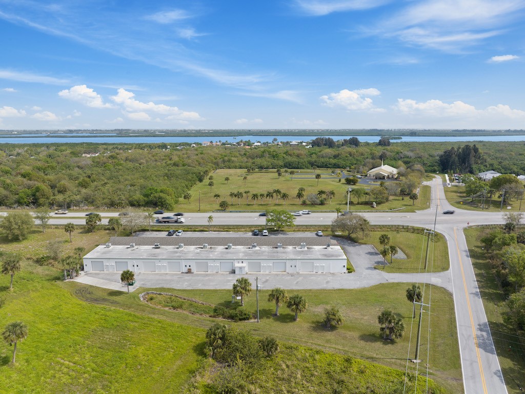 7707 US Highway 1 8