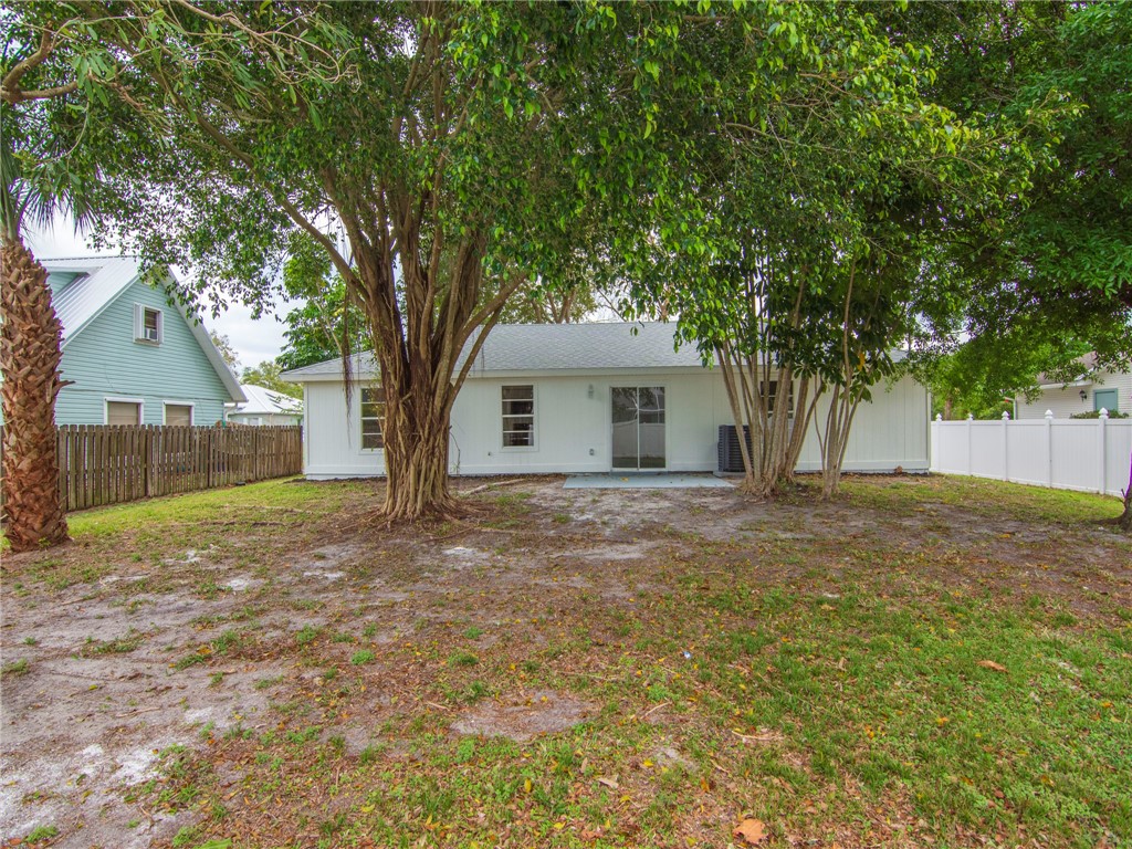 375 Lobster Terrace